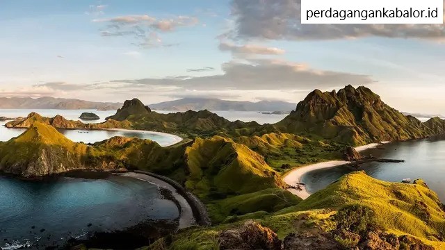 Tempat Wisata Terindah di Indonesia, Alamnya Menakjubkan
